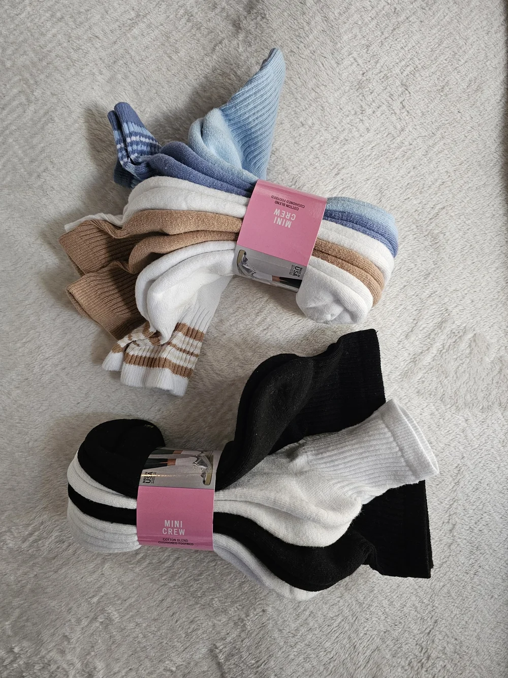 Mixed NWT Women’s Mini Crew Socks By Hue - 2 Packs of Autumn Colors - 10 Pairs